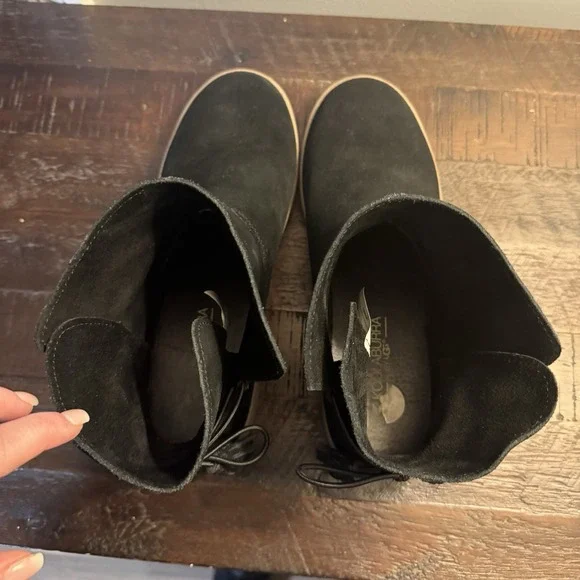 Koolaburra by Ugg Skyller Boots‎ Womens 8 Black Suede Tassel Ankle Moccasin Flat - Picture 5 of 9